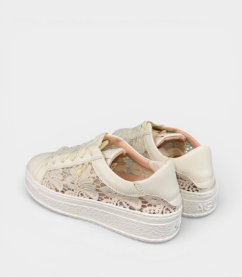 Жіночі кеди AGL бежеві мереживні на платформі вид ззаду