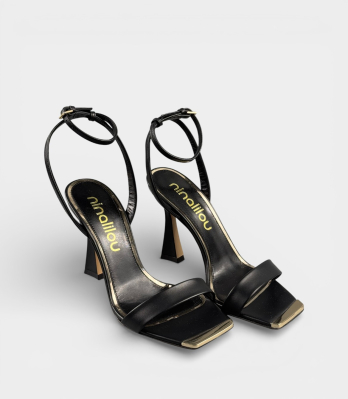 Елегантні чорні босоніжки Ninalilou квадратний носок gold hardware італійська шкіра